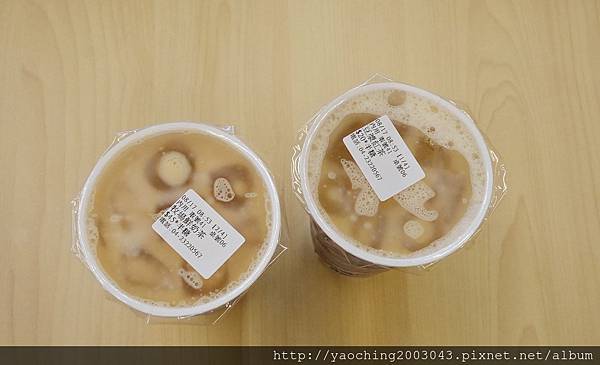 台中西區 早安公雞忠誠店，近期相當火紅的早餐也進駐SOGO/勤美商圈，喜歡厚實感就挑浩克級腿肉，酷愛熱情辣度就選火爆公雞吧，真的會辣