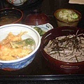 food081102