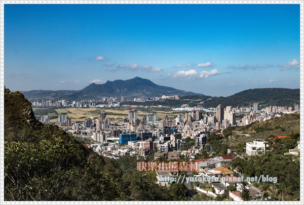 軍艦岩008 軍艦岩008