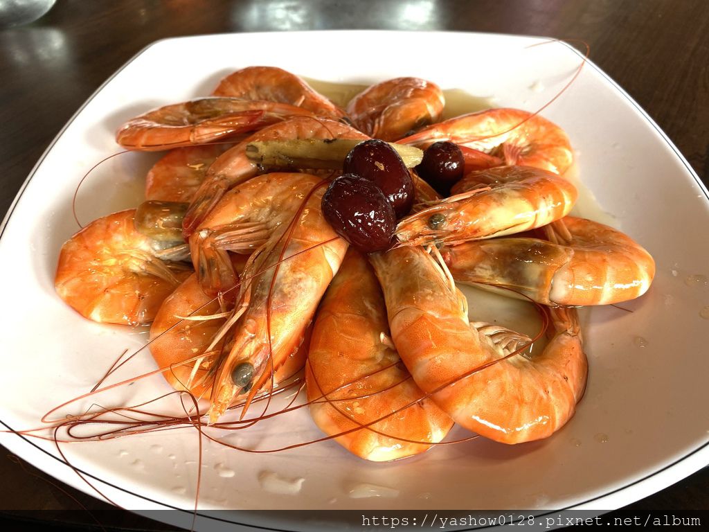 /tmp/phpCCuGqx /tmp/phpCCuGqx