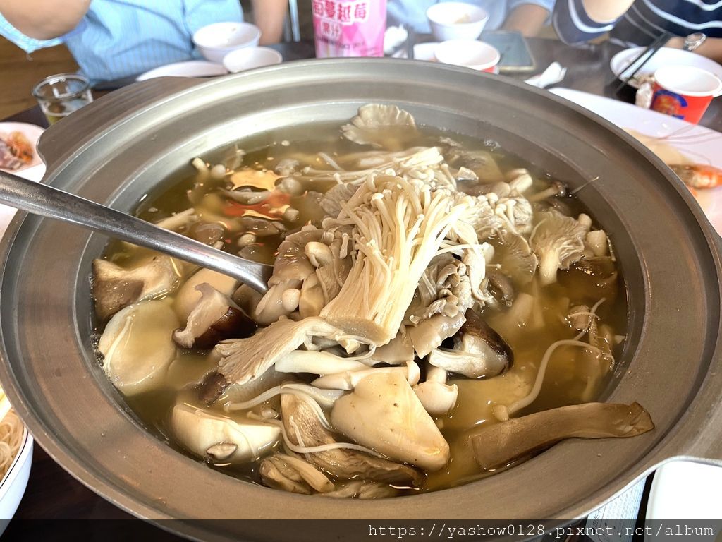 /tmp/php5YFcqv /tmp/php5YFcqv