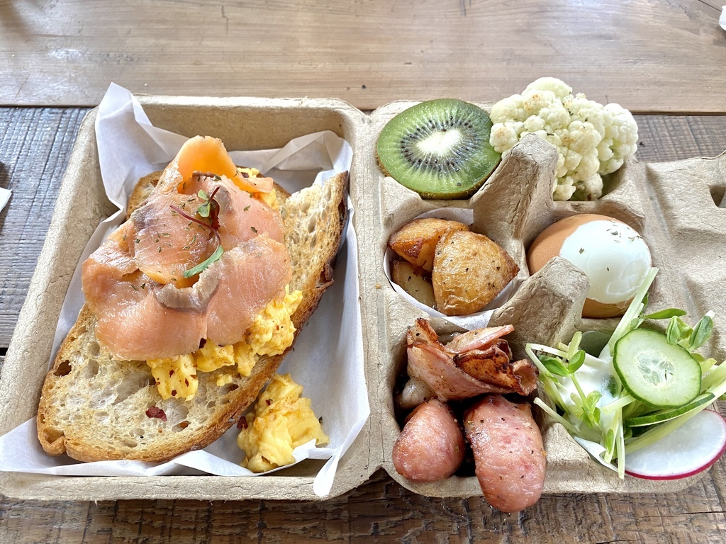 北歐風,雞蛋盒早餐,丹麥輕食,憲賣咖啡,哥本哈根餐點,奇異果果汁,北屯區,台中,丹麥咖啡,輕食,丹麥料理,異國料理,北歐料
