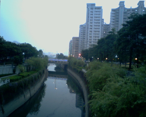 實在很愛去河堤公園