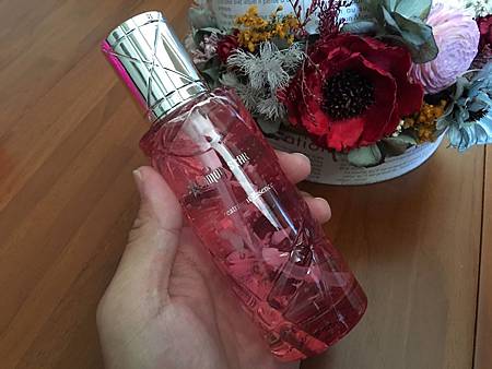 玫瑰花瓣精華露_190930_0005.jpg 試用