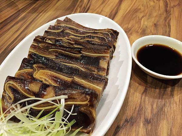 IMG_8555.JPG IMG_8555.JPG