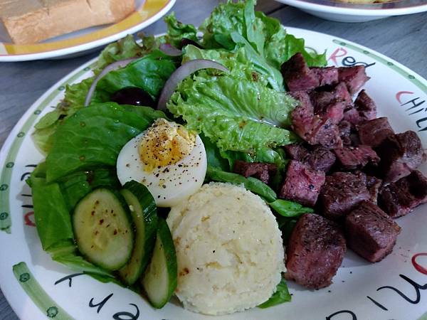 [食記] 台南西港美食【紅磚橋】三合院的早午餐