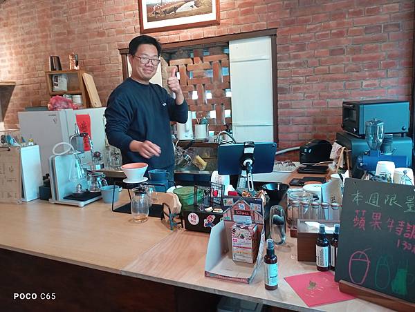 台南西港美食【果實咖啡】小孩也愛的三合院 台南西港美食【果實咖啡】小孩也愛的三合院