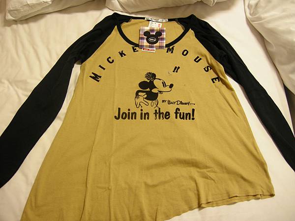 t-shirt.jpg t-shirt.jpg