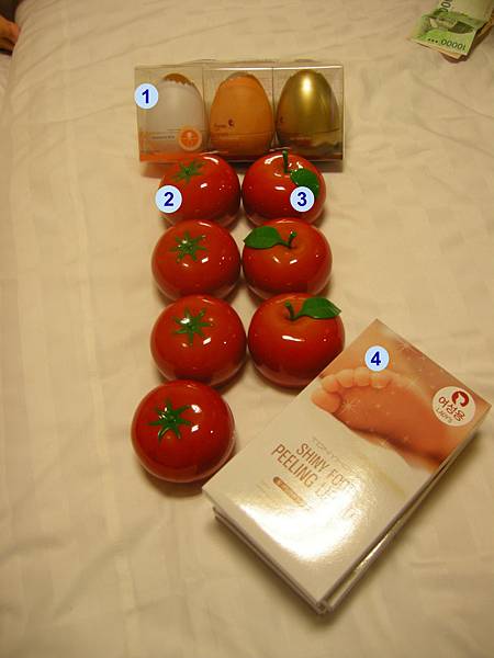cosmetics1.jpg cosmetics1.jpg