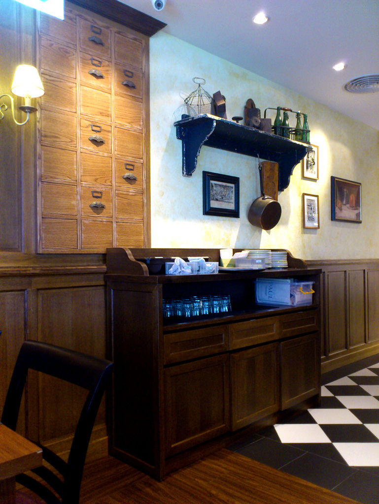 paul_interior1 paul_interior1