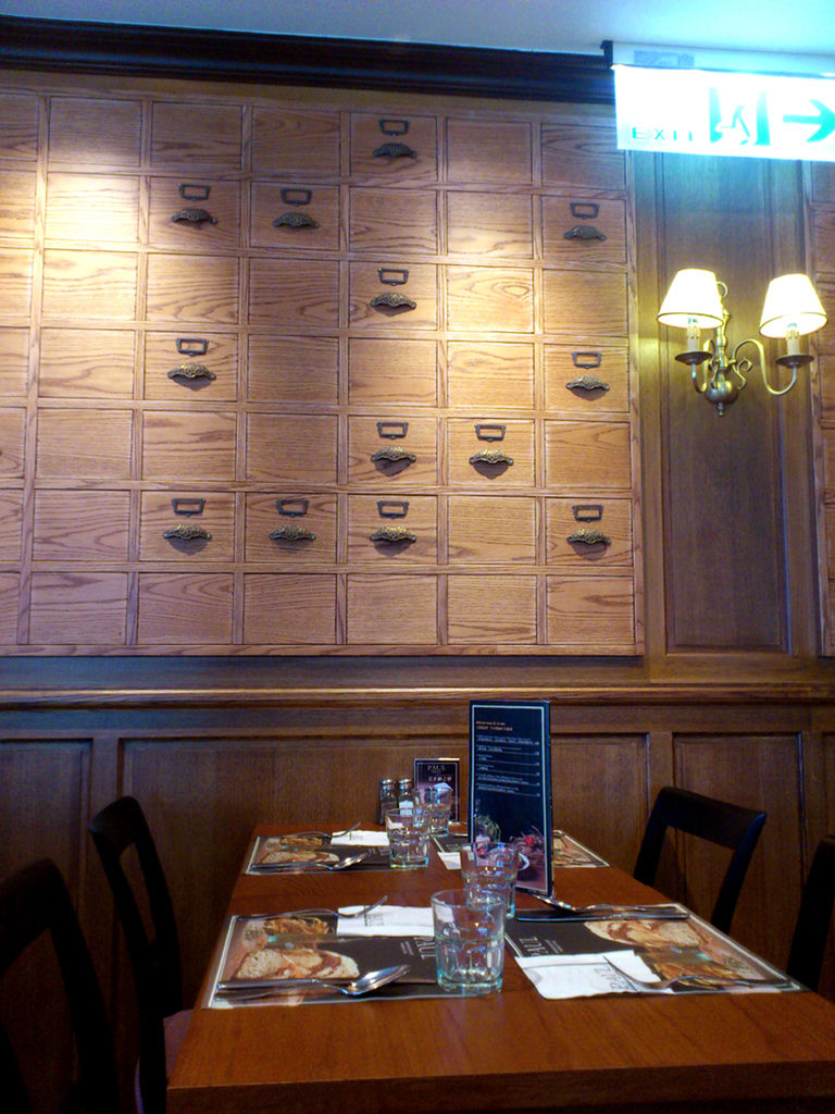 paul_interior2 paul_interior2