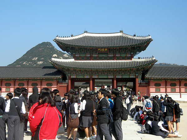 2nd_gate.jpg 2nd_gate.jpg