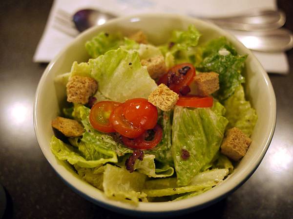 salad.jpg salad.jpg