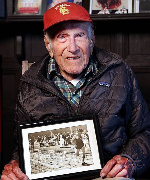 0320140704-Zamperini-7 0320140704-Zamperini-7