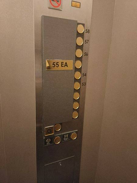 泰國曼谷 %Arabica Bangkok Empire T