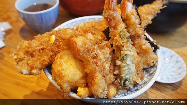 三越橋-金子半之助天丼