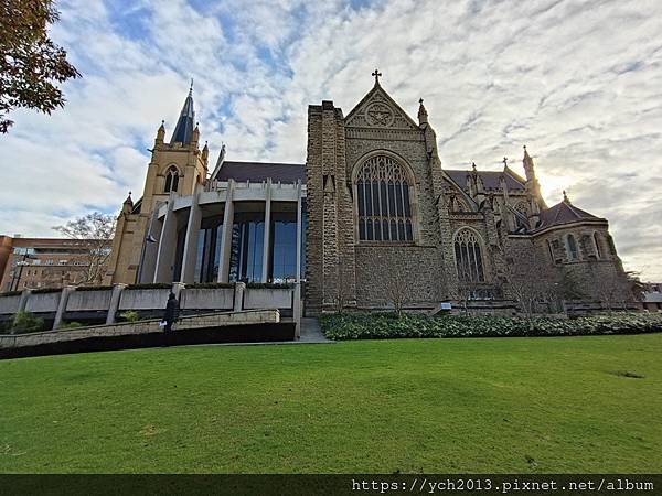 西澳伯斯聖母主教座堂St. Mary's Cathedral