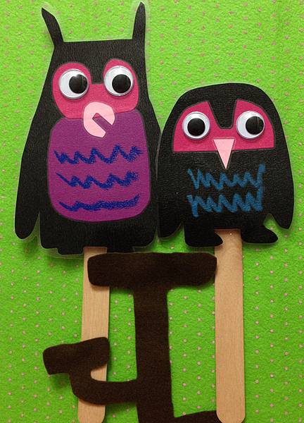 Owl stick puppet