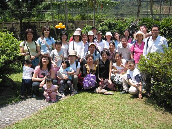 大家熱~~~~情十足！