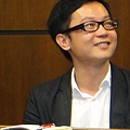 盛弘