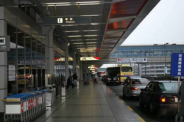 001東京成田空港.JPG