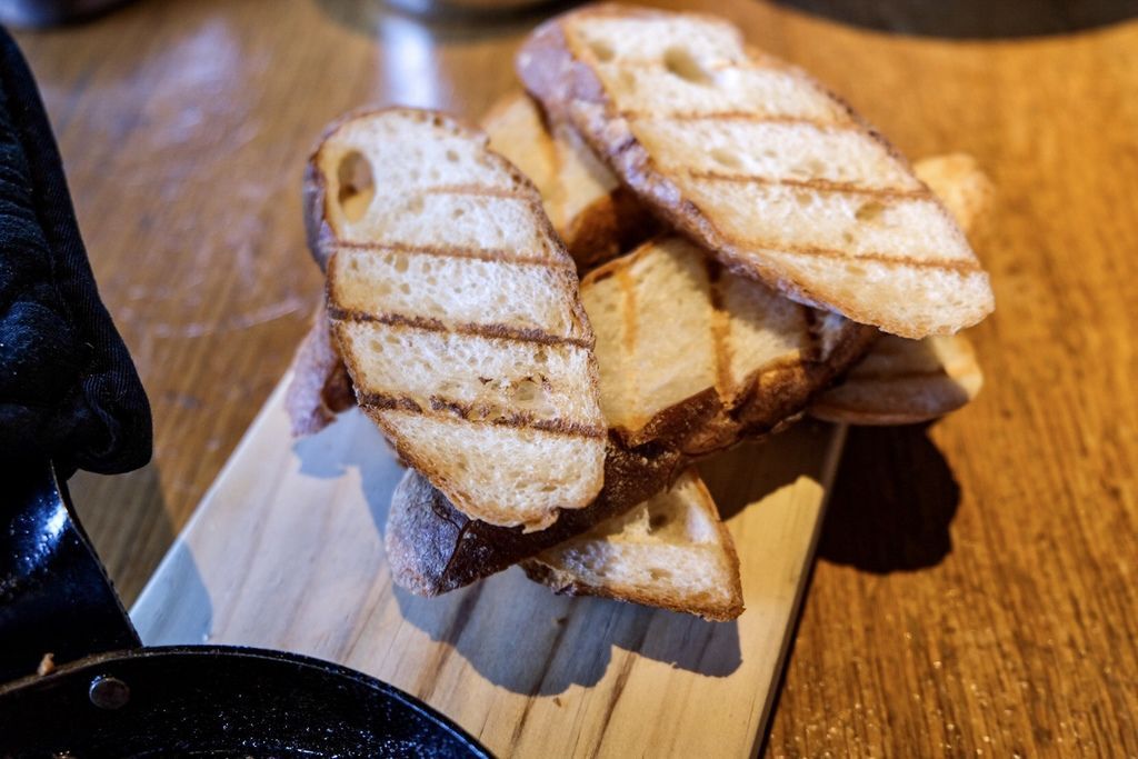 BFFA0F74-C6B4-4325-9A9E-AA7994000EB7-12385-000007C281020A28.jpg BFFA0F74-C6B4-4325-9A9E-AA7994000EB7-12385-000007C281020A28.jpg