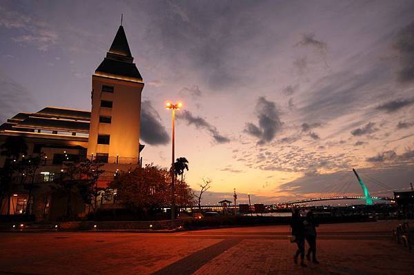 淡水漁人碼頭暮色 