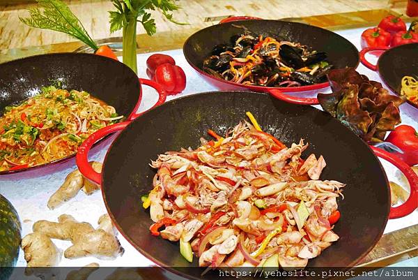 「高雄飯店吃到飽」林皇宮森林百匯（已停業，改為港式餐廳）- 