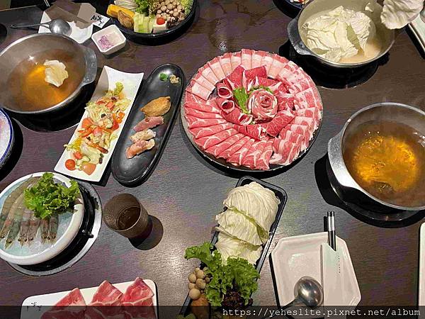 「高雄火鍋」天水玥秘境鍋物殿（已停業）-佛像磐手可撐天，鍋物