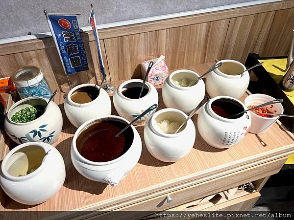 「高雄火鍋」森禾田瑞隆店，火鍋湯頭和肉品吃起來都相當不錯的餐