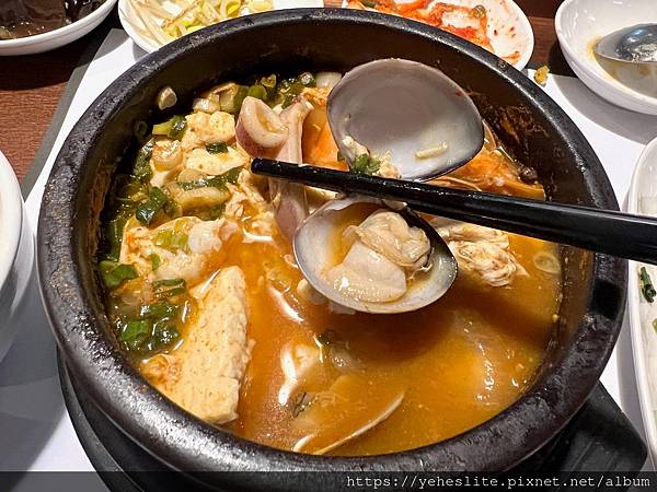 「高雄韓式餐廳」盜飯炙火烤肉定食：將韓式烤肉加入到定食內？！