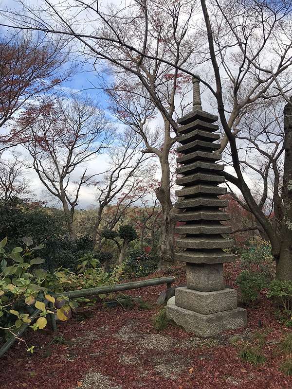 日本關西 京阪電車好去處京都男山纜車展望台石清水八幡宮 美冠仙子進進出出 痞客邦