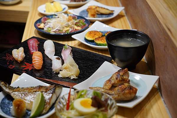 松山壽司推薦 古月炎漁市水產sushi 隱藏在城市的低調日料 老闆每日親自挑選魚貨 主廚套餐物超所值人氣高 豪爽大力推薦 松山壽司推薦 古月炎漁市水產sushi 隱藏在城市的低調日料 老闆每日親自挑選魚貨 主廚套餐物超所值人氣高 豪爽大力推薦