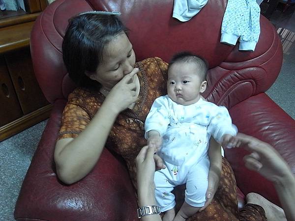 小雙胞胎的妹妹