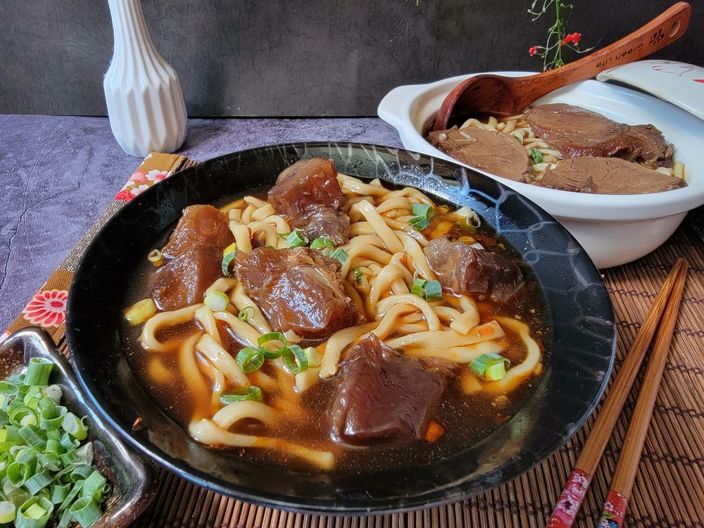 混董創食 (1).jpg