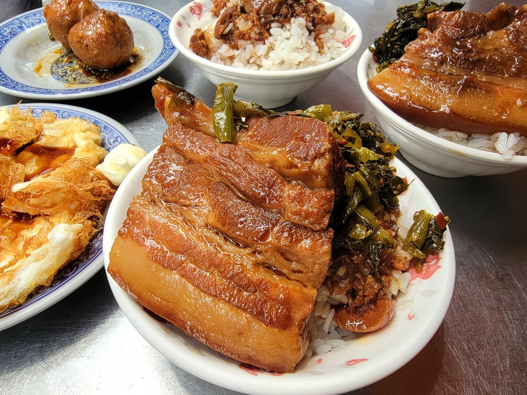陽光老店爌肉飯 (1).jpg 陽光老店爌肉飯 (1).jpg