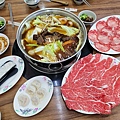 阿進牛肉爐 (0).jpg