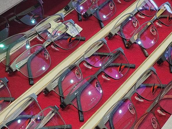 圓山眼鏡 (5).jpg