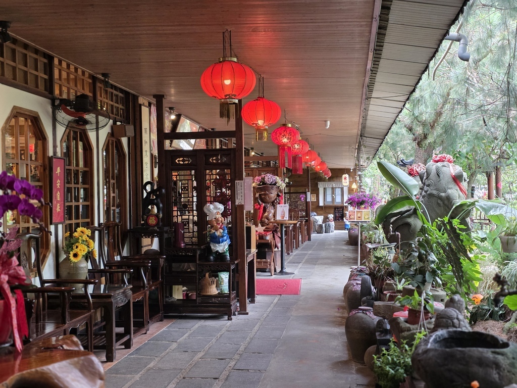 牛相觸庭園餐坊 (1).jpg