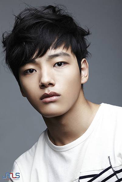 PROFILE_YEOJINGOO2