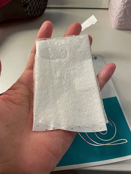 蜂巢設計-TT波特嫚蝸牛氣墊潤澤面膜