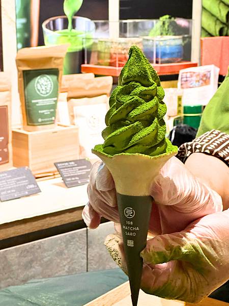 2025夏季新品：一〇八抹茶茶廊濃厚系抹茶/焙茶霜淇淋！焙茶