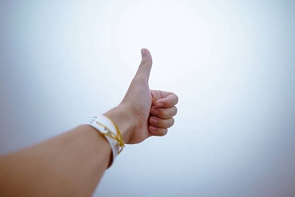 person-doing-thumbs-up-193821.jpg