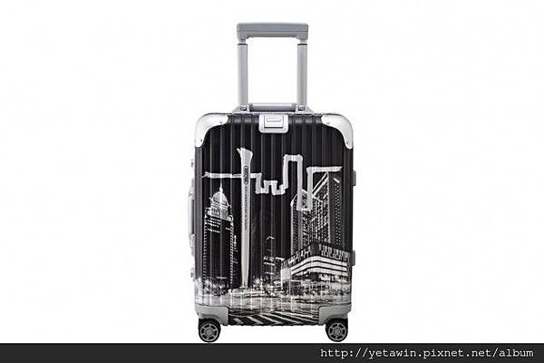 rimowa-topas-black-taiwan-10th-anniversary-edition-11-635x423