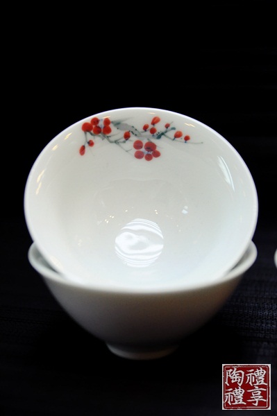 3.手繪茶杯(梅花)