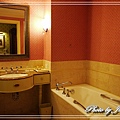典雅又豪華的浴室
