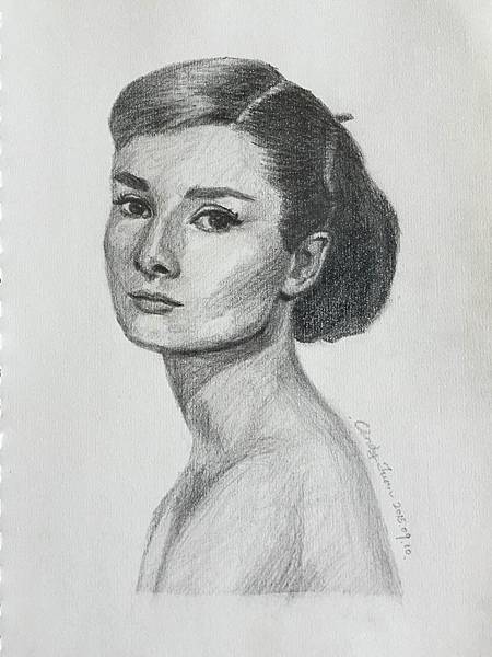 sketching-audrey 10