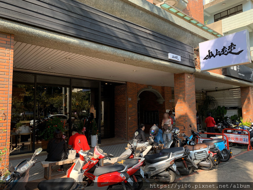 69BCC734-4F14-42BB-81D0-D3B615C8AD75_16 69BCC734-4F14-42BB-81D0-D3B615C8AD75_16