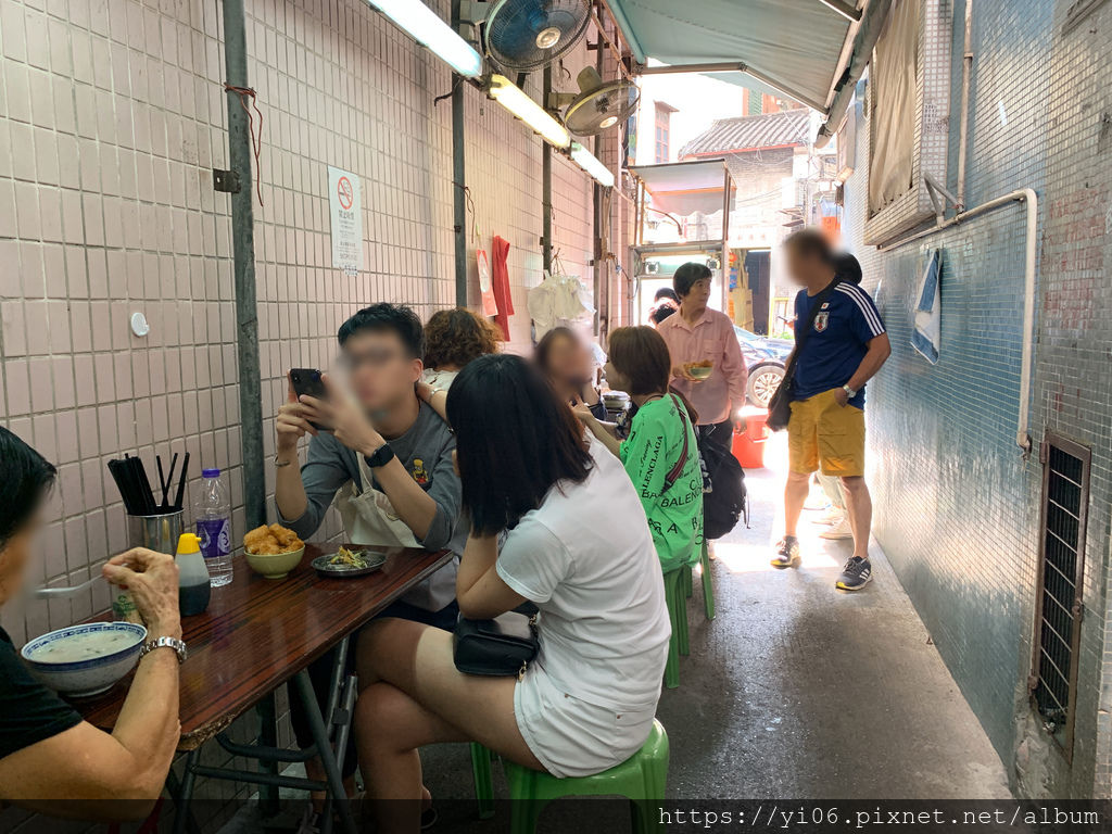 0401A9F1-FE58-43DC-8676-A40A72C801AC