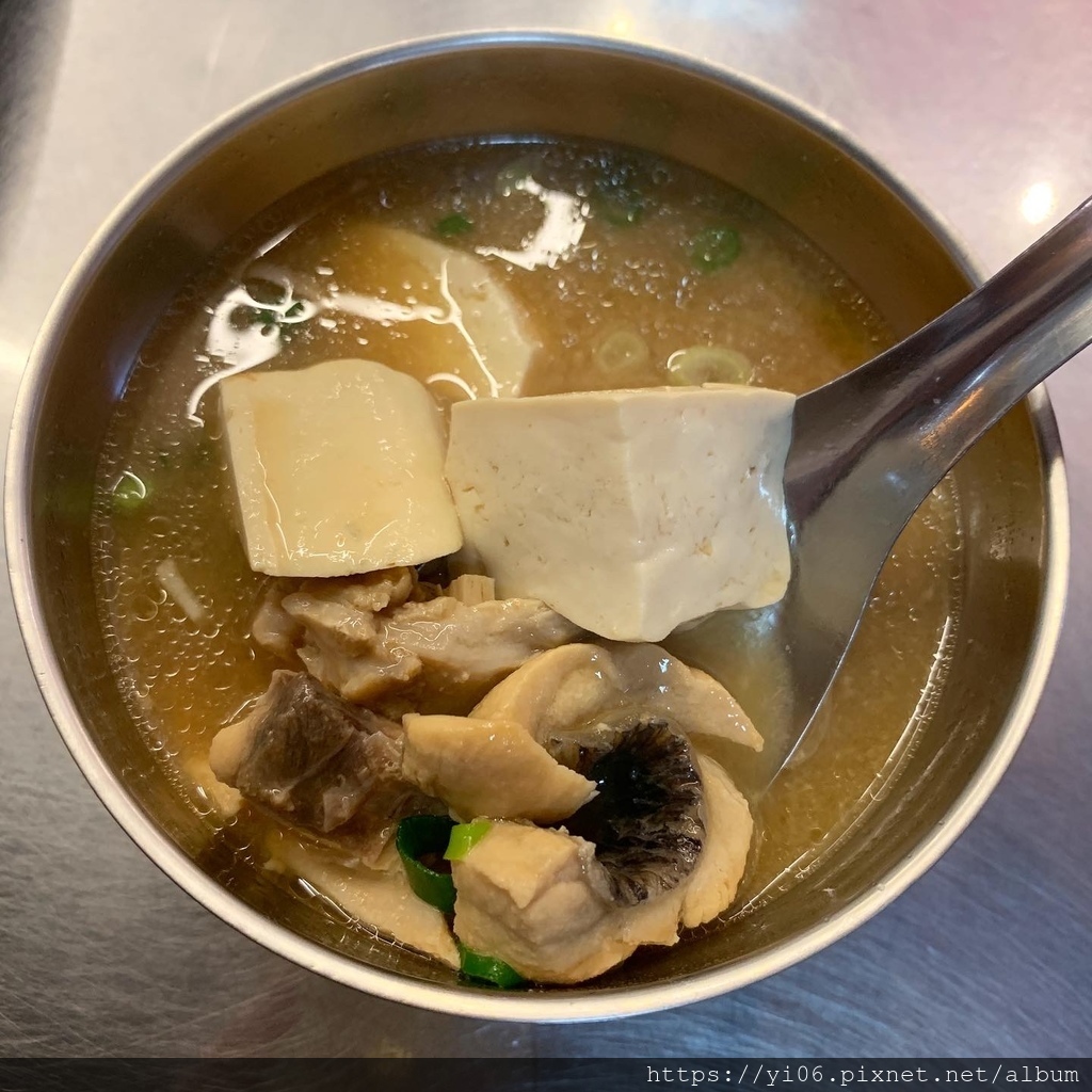 2B50943D-9F6E-46D0-BA56-A2818321061F 2B50943D-9F6E-46D0-BA56-A2818321061F